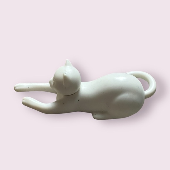 Set Of Three Black White Gray Cats Refrigerator Magnets Kitchen Decor - Picture 5 of 9